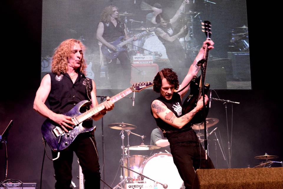 Band photo 8